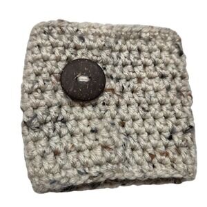 Handmade Crochet Coffee Cup Sleeve Cozy‎ Coozy with Coconut Button Beige/Oatmeal